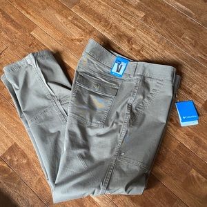 Columbia Trail Pant Size 16, New with Tags, Length 42 inches Waist 40 inches